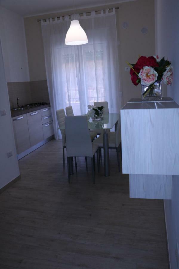 B&B Del Corso San Cataldo  Esterno foto